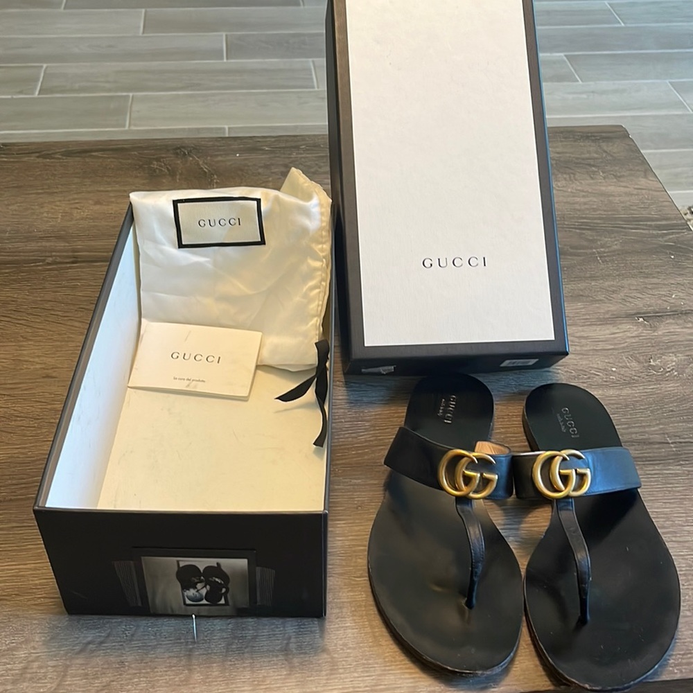 Gucci GG T-Strap Sandal Color: Black